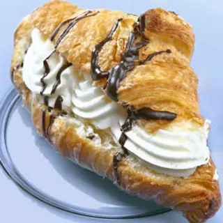 Cornetto con panna