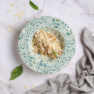 Հավով և նուշով