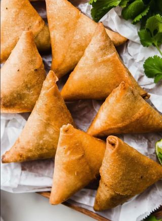 10pcs Family Pack Beef Samosas