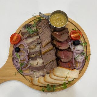 Мясное плато