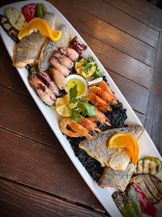 Riblji pjat za 2 osobe 1200g