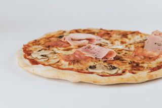 Pizza Capricciosa Mediana 