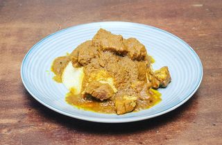 53. Couscous con vitello