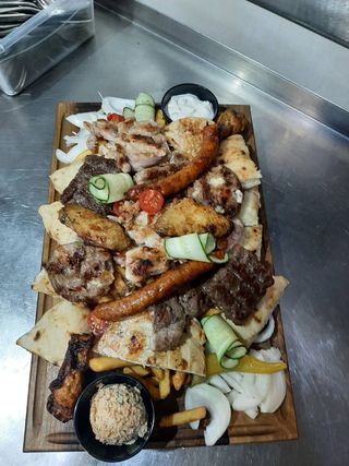 Roštiljska plata za 2 osobe