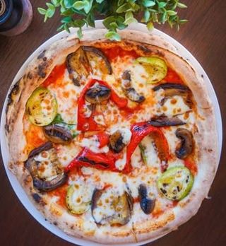 Pizza Marinara cu legume