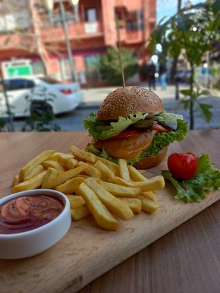 ქათმის ბურგერი