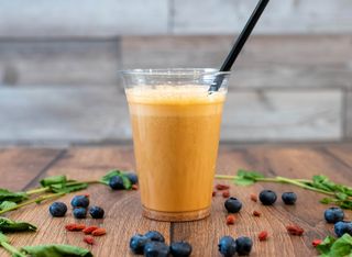 Смути с годжи бери (300мл)