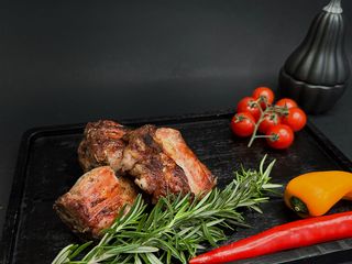 Кролик     (замовлення приймаються від 200грам) (100g)