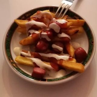 Salchipapas
