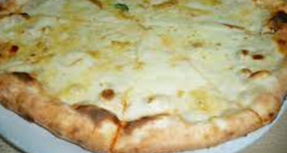 Pizza quattro formaggi
