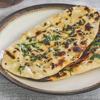 Cheese & chilli naan