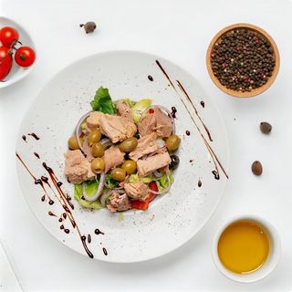 Salata sa tunjevinom 500g