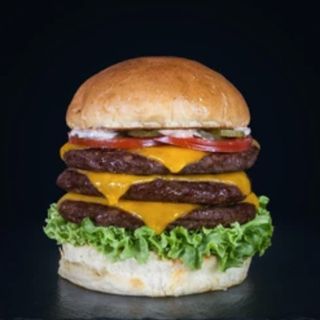 Hamburguesa La Familia Triple XXL