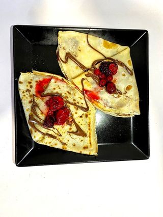 Palačinke sa šumskim voćem