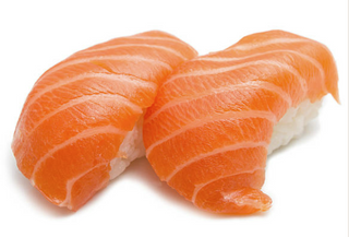 Nigiri de salmón (2u)