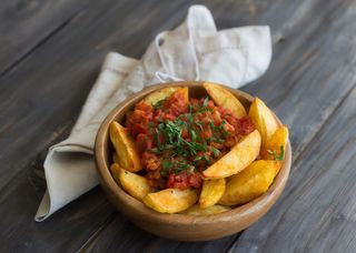 Patatas bravas