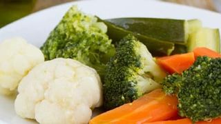 Verdure ripassate con aglio e peperoncino