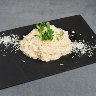 Orez cremos cu parmezan 200 g