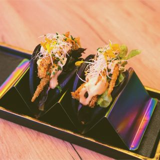 BAO DE PATO PEKIN CON SALSA HOISIN