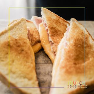 Sándwich De Jamón Completo