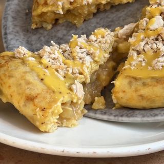 Tortilla Pollo Mostaza Y Miel Mediana