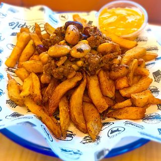 Домашни картофки с Чили кон карне