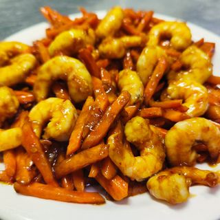 Gambas Zanahorias Y Salsa Picante
