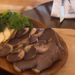 Ассорти казахских деликатесов