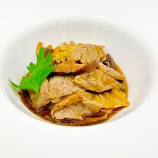 Manzo con Funghi e Bambù
