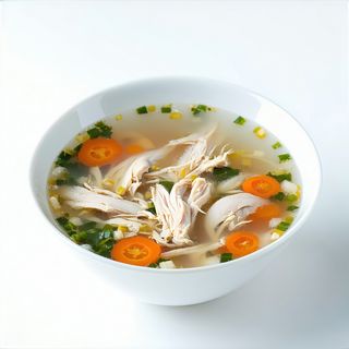 Supă de pui cu tăiţei