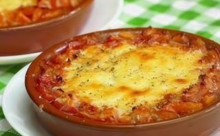 Provolone Al Horno Relleno De Setas Y Langostinos (Ración)