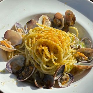 Spaghetti Alle Vongole E Bottarga