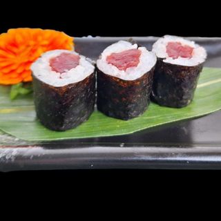 044 - Maki Atún (3Pzs)