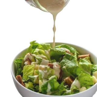 Insalata con salsa thai