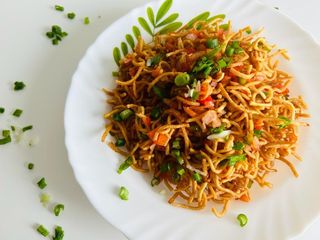 Veg chines bhel