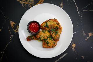 Курча з соусом помодоро (450г)