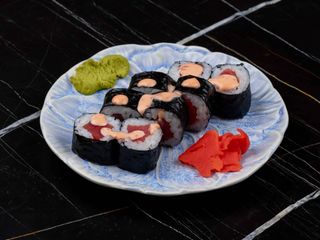 Макі тунець (130г)