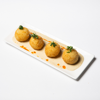 ელარჯის ბურთები ბაჟეში