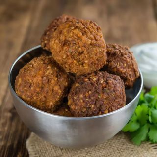 Plato falafel