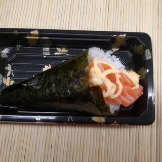 Temaki spicy salmon