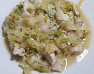 Pollo con puerro a la plancha