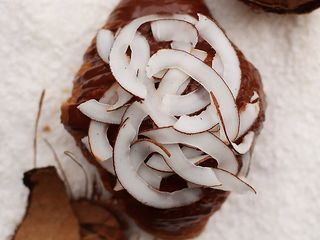 Круасан кокосовий