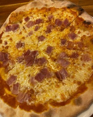 Pizza Prosciutto (30 Cm.)