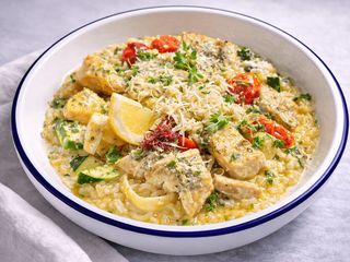 Різотто з філе судака, овочами та пармезаном (300g)