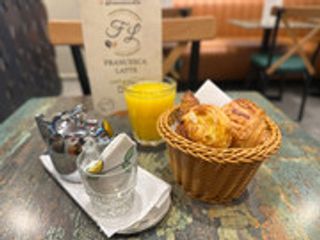Petit Déjeuner Français