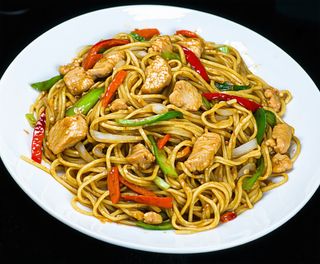 Taitei chinezesti cu pui