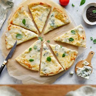 Пицца "Четыре сыра"