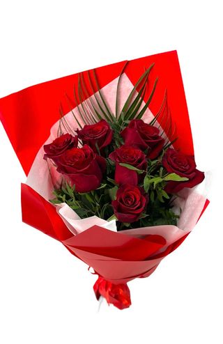 7 trandafiri roșii