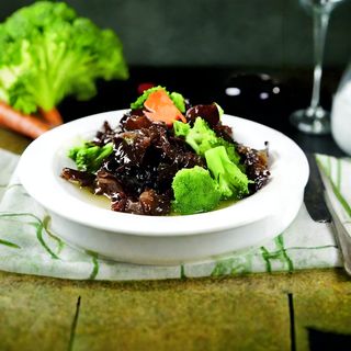 32 Салат из из брокколи и грибов 木耳西兰花