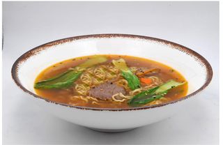 227-Ramen con manzo